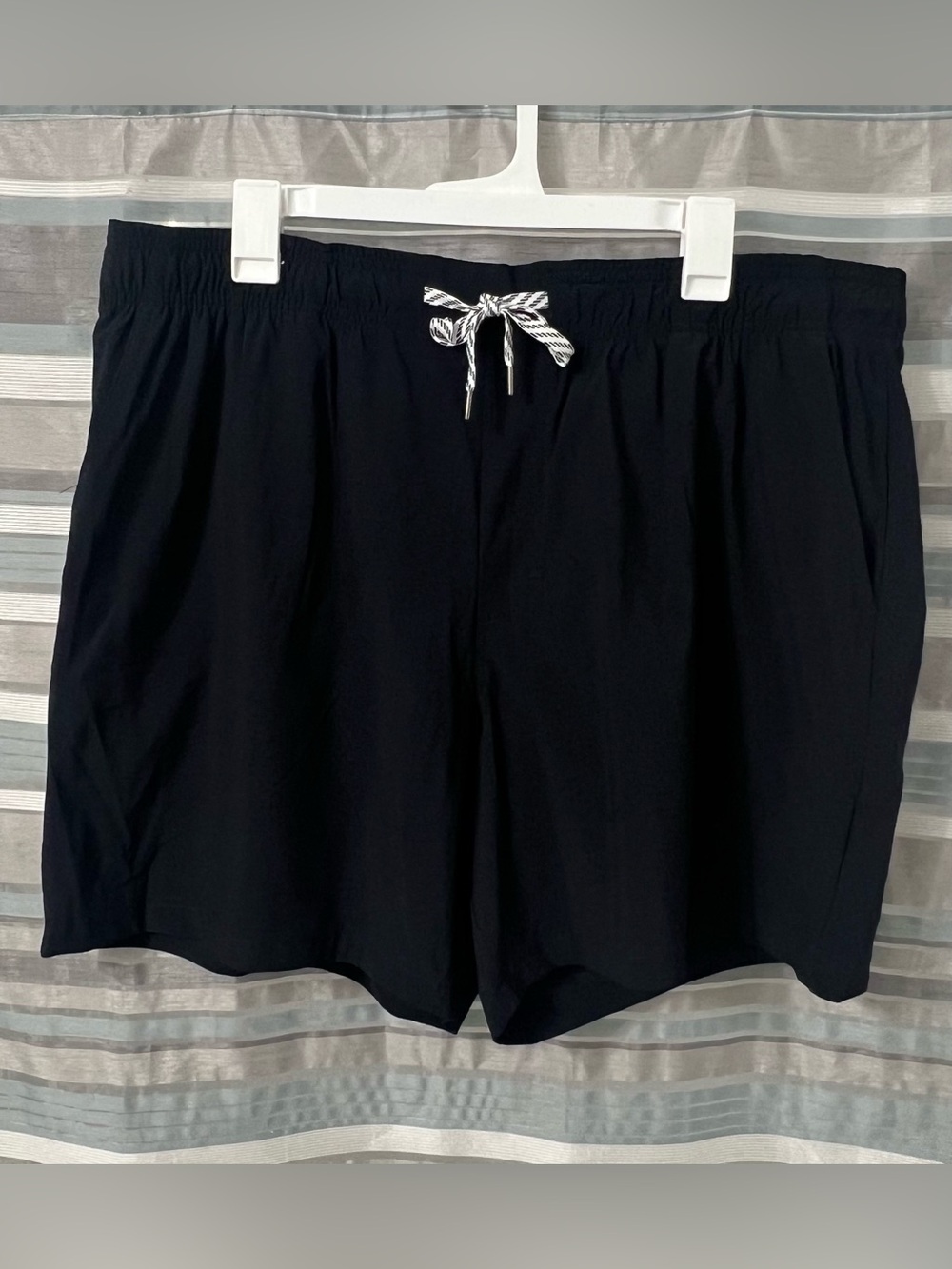 90 Degree by Reflex Men's Black Athletic Performance Shorts